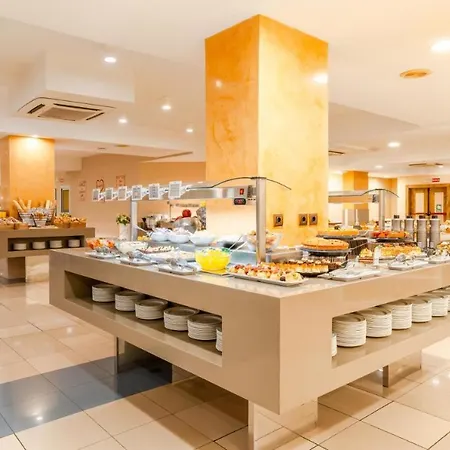 Penthouse With Sea Views At 3 Strars Hovima Santa Maria Hotell 3*