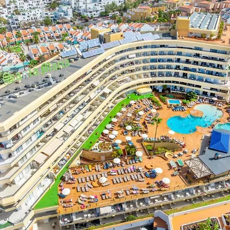 Penthouse With Sea Views At 3 Strars Hovima Santa Maria 3*