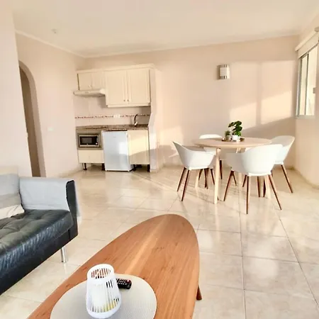 Penthouse With Sea Views At Hotel 3 Strars Hovima Santa Maria アデヘ